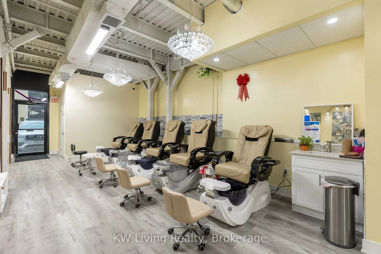 8740, Jane, Concord, Vaughan