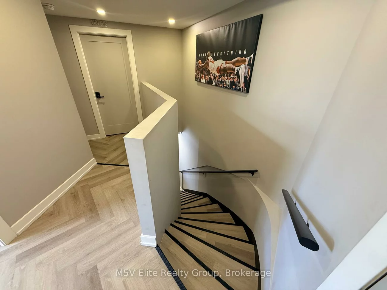 250, Regina, West Woodbridge Industrial Area, Vaughan