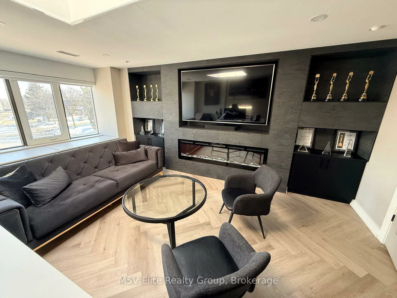 250, Regina, West Woodbridge Industrial Area, Vaughan