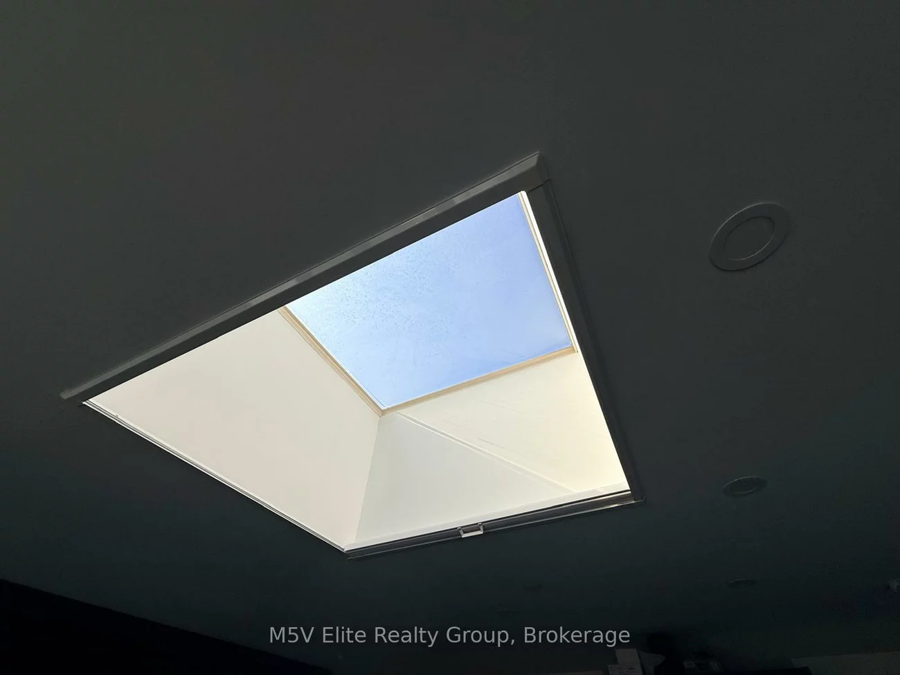 250, Regina, West Woodbridge Industrial Area, Vaughan