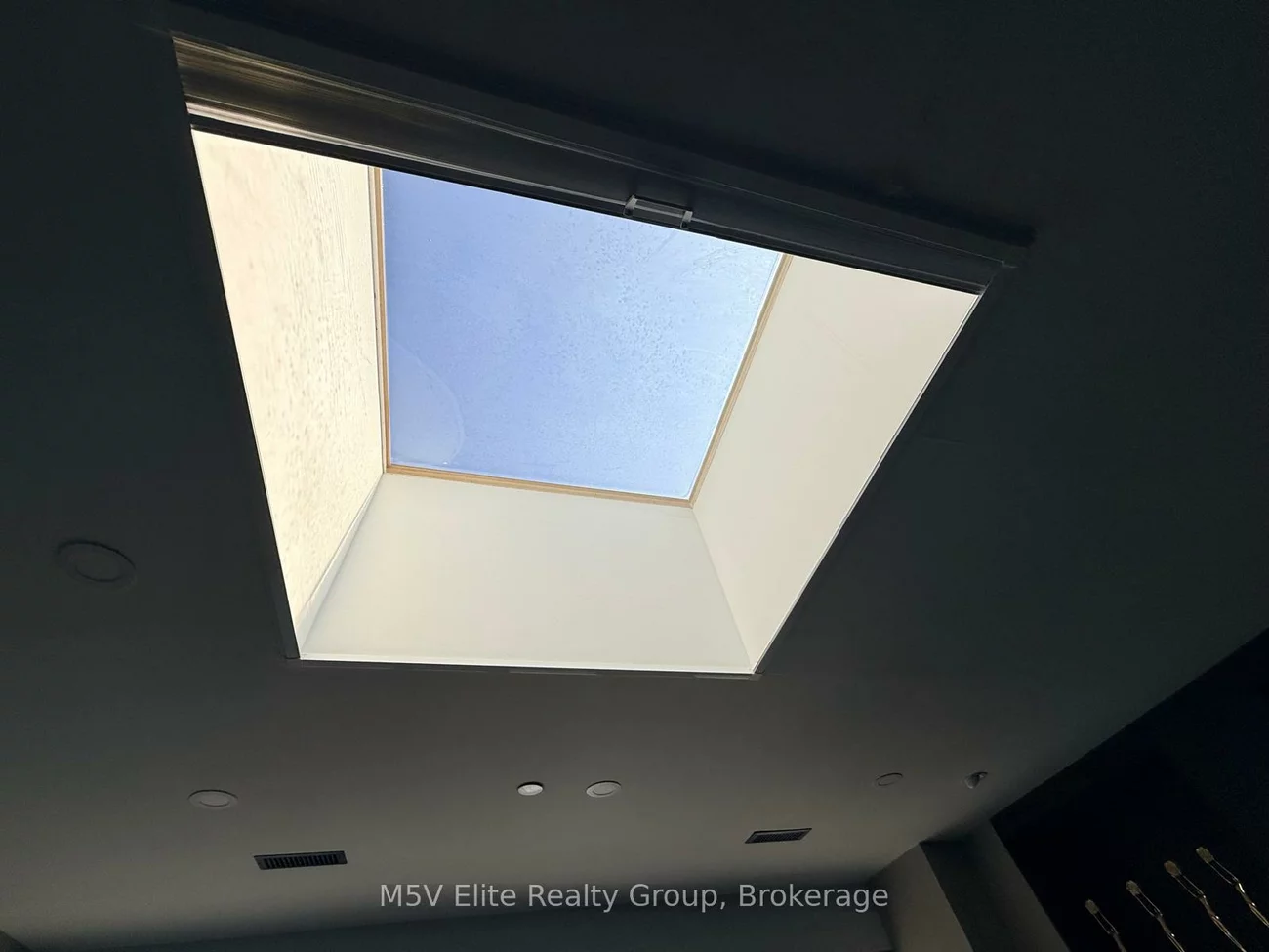 250, Regina, West Woodbridge Industrial Area, Vaughan