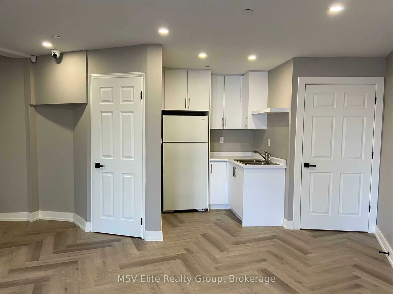 250, Regina, West Woodbridge Industrial Area, Vaughan