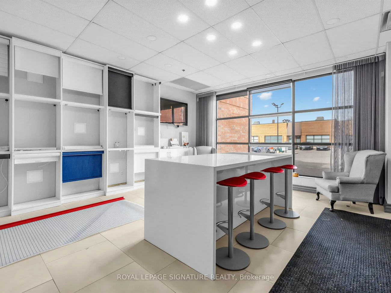 71, Marycroft, Pine Valley Business Park, Vaughan