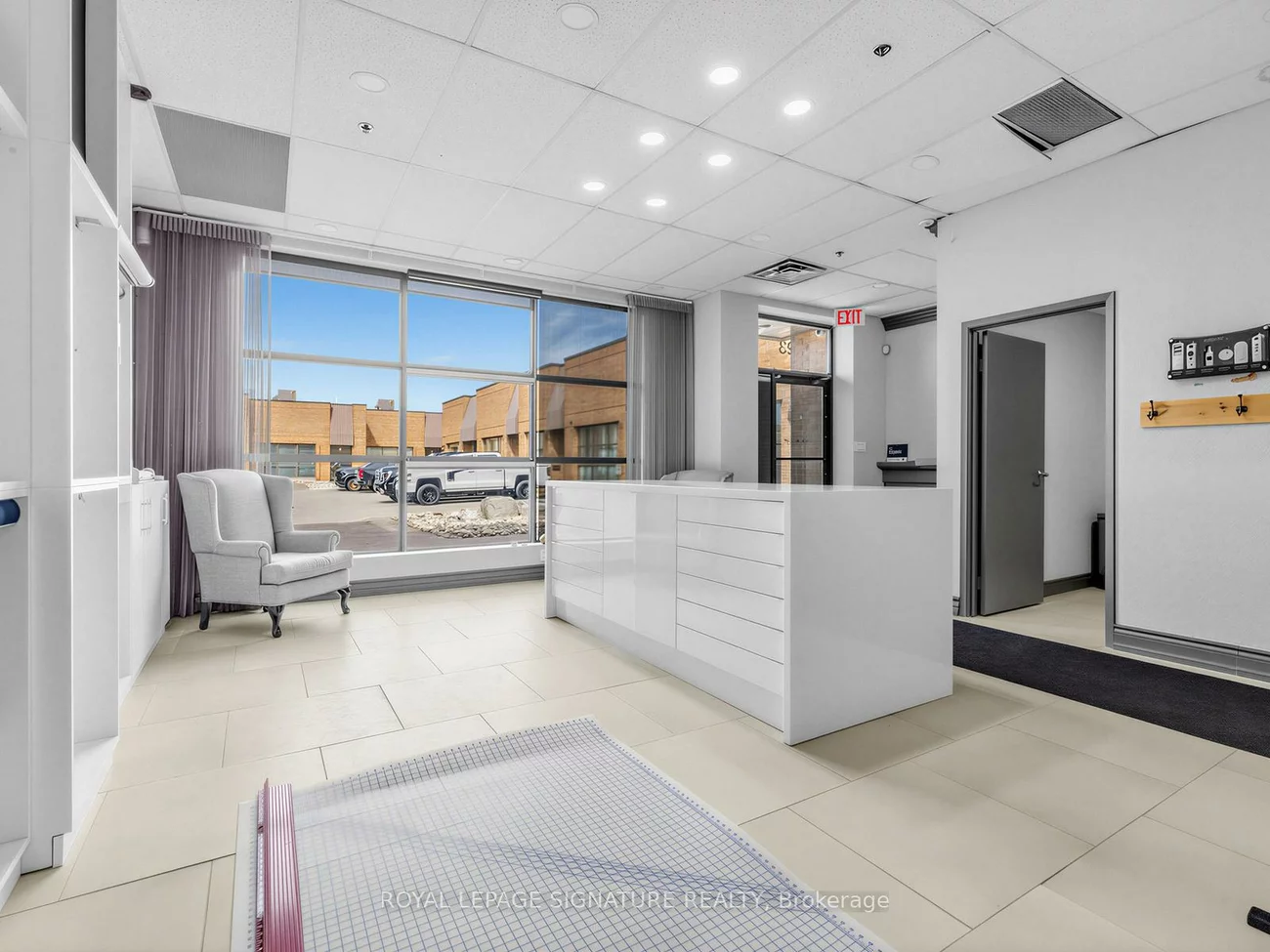 71, Marycroft, Pine Valley Business Park, Vaughan