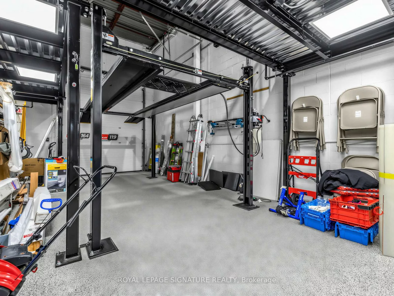 71, Marycroft, Pine Valley Business Park, Vaughan