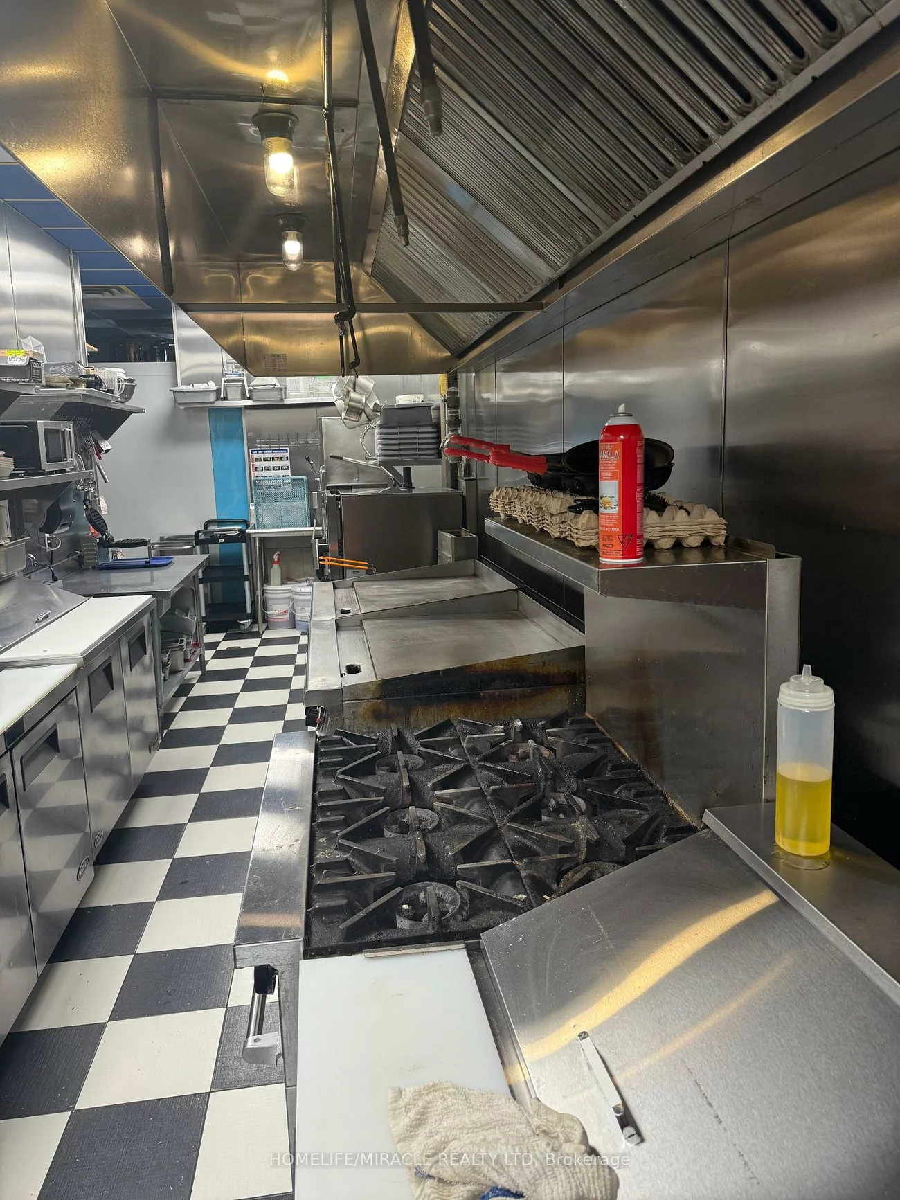 1520, Steeles, Concord, Vaughan