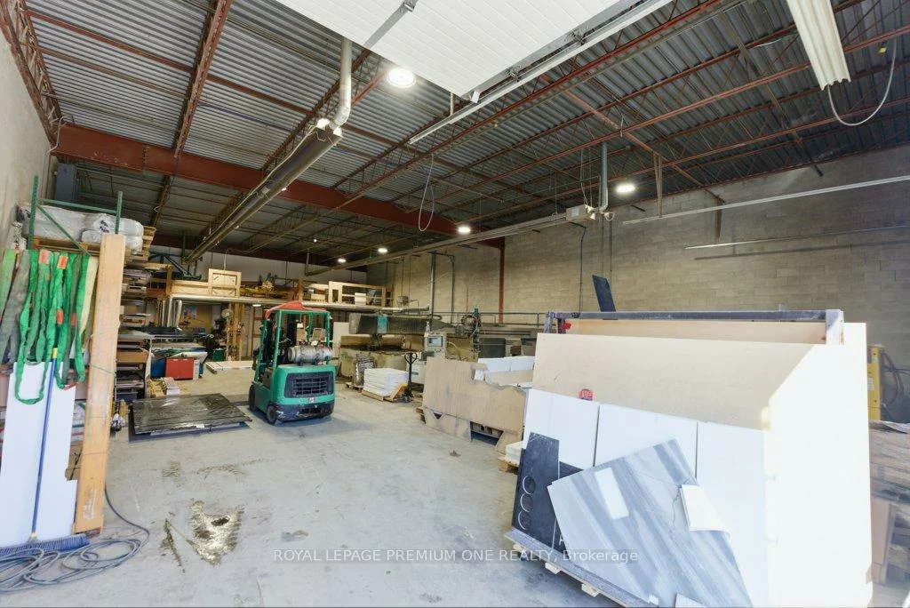 299, Applewood, Concord, Vaughan