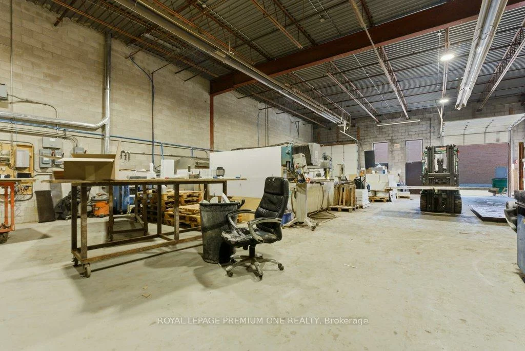 299, Applewood, Concord, Vaughan