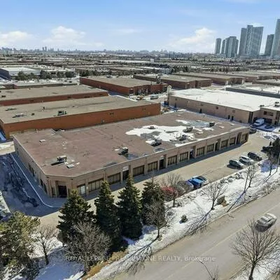 299, Applewood, Concord, Vaughan