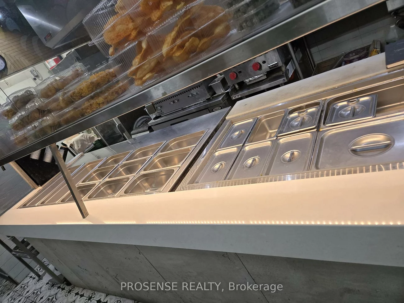 1470, Centre, Beverley Glen, Vaughan