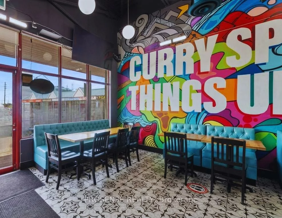 1470, Centre, Beverley Glen, Vaughan