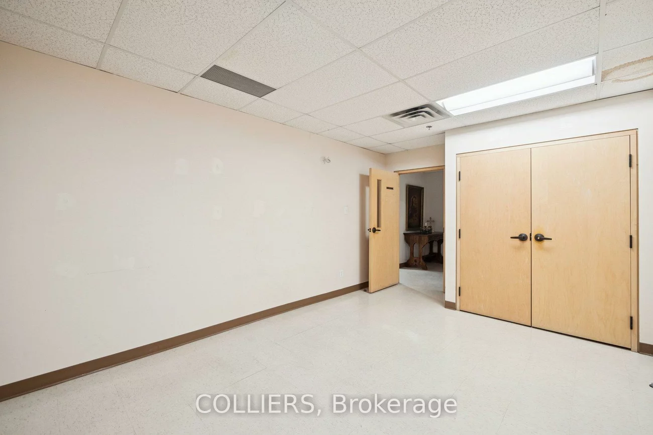 9100, Jane, Vellore Village, Vaughan