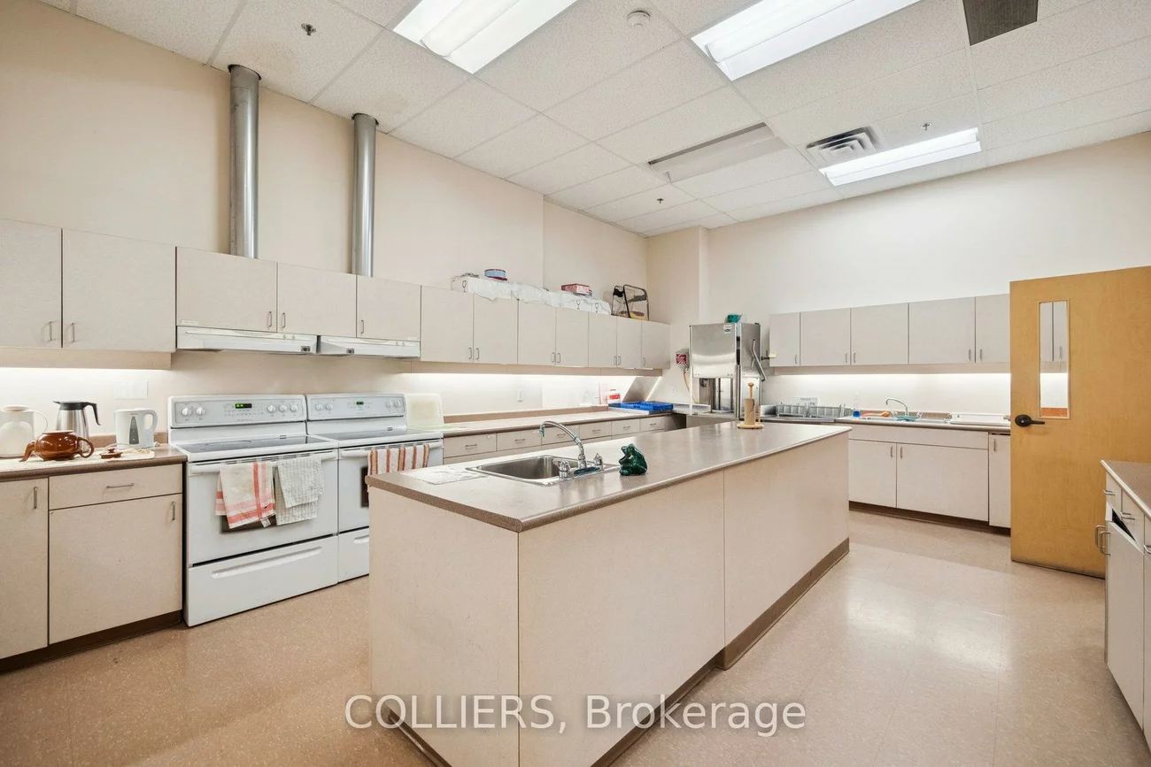 9100, Jane, Vellore Village, Vaughan