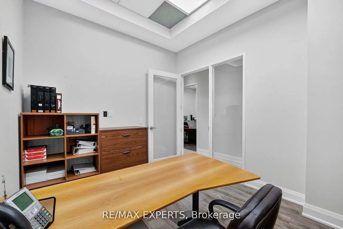 12, Woodstream, Vaughan Grove, Vaughan