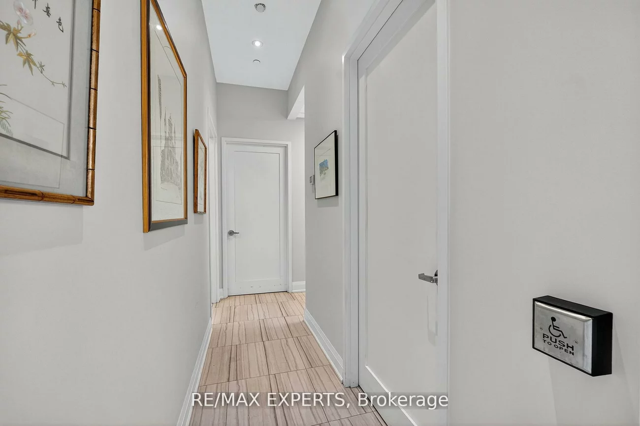 12, Woodstream, Vaughan Grove, Vaughan