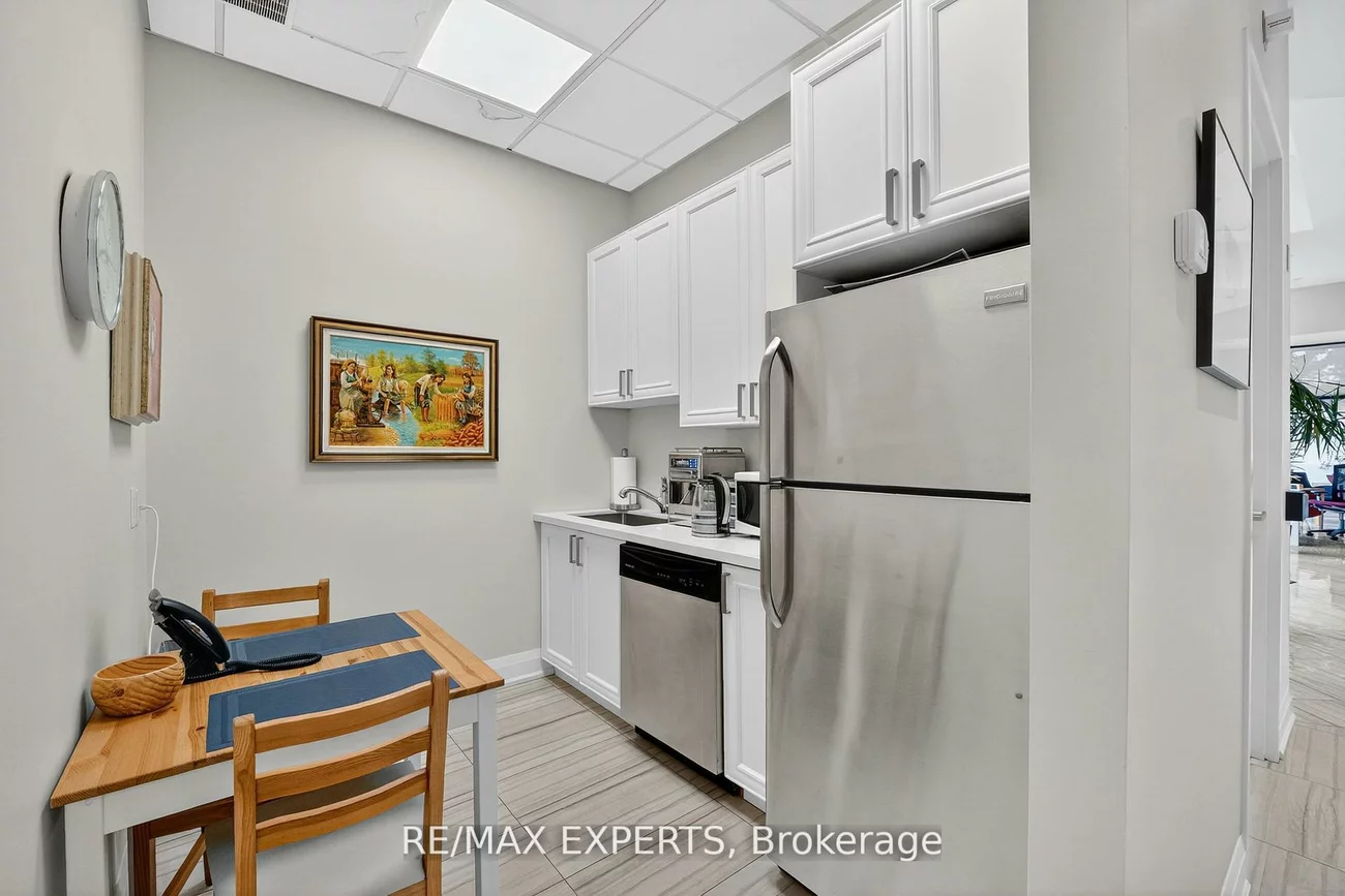 12, Woodstream, Vaughan Grove, Vaughan