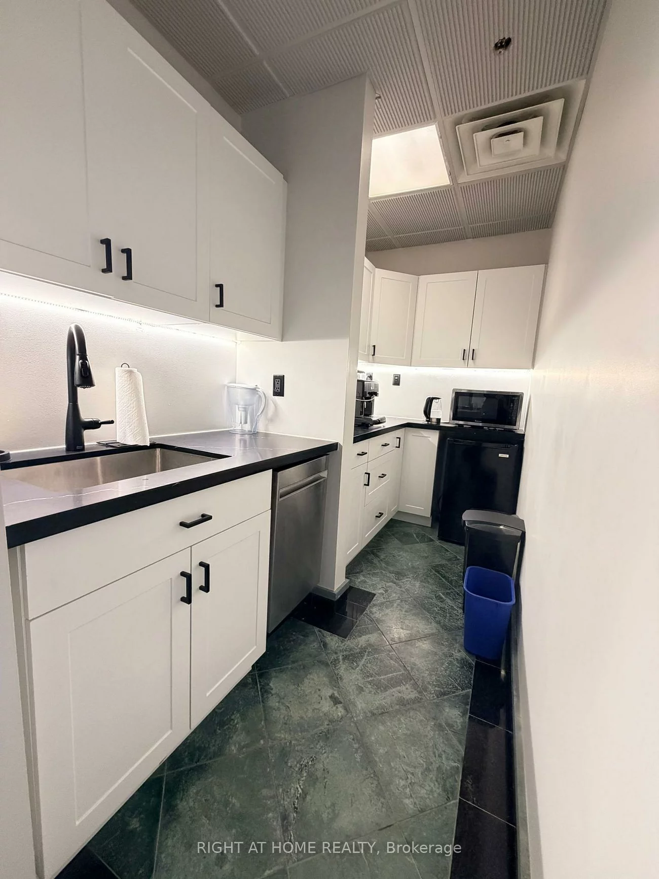 160, Applewood, Concord, Vaughan