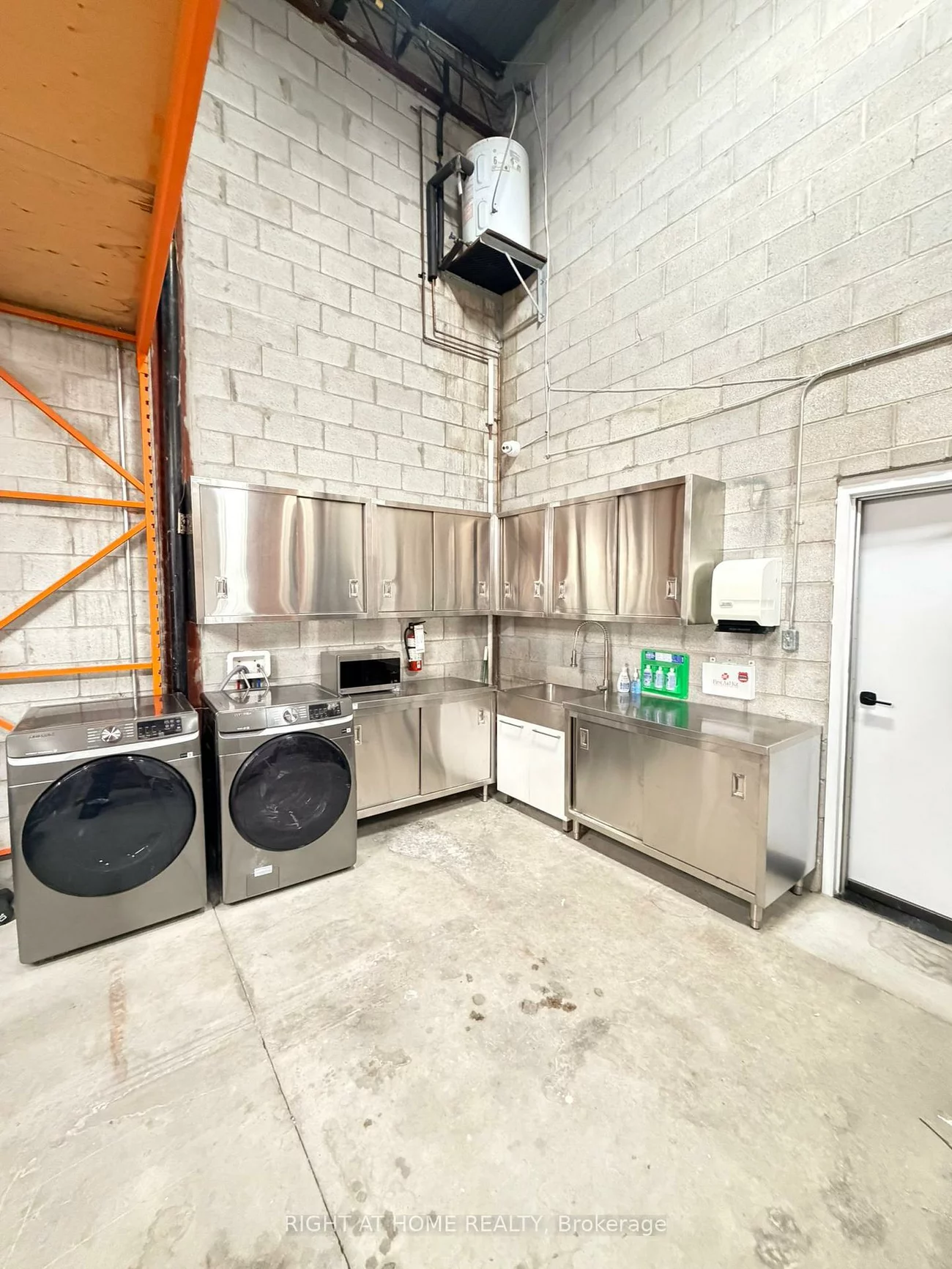 160, Applewood, Concord, Vaughan