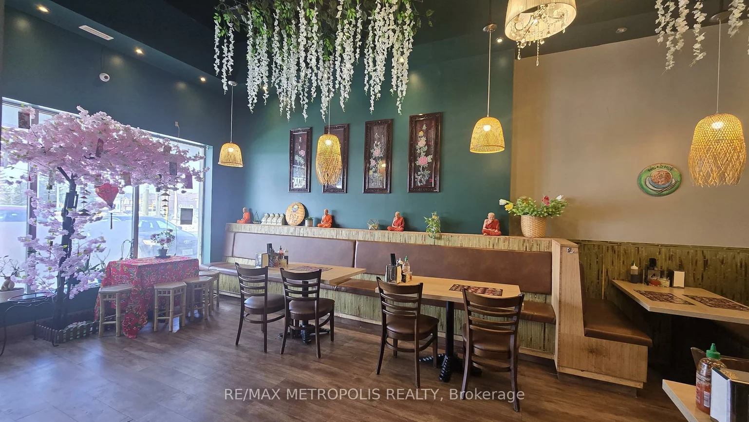 7887, Weston, Vaughan Corporate Centre, Vaughan