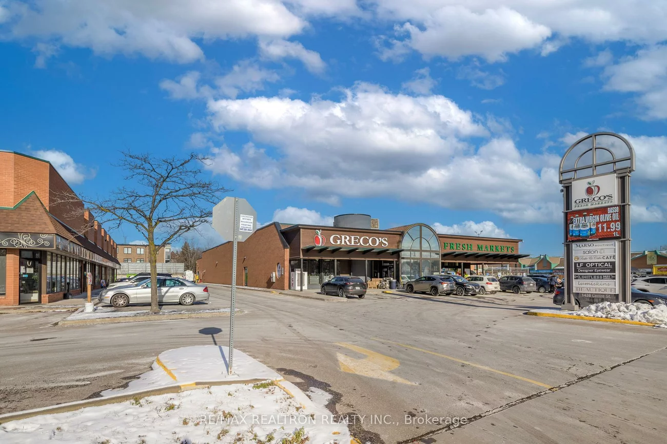 1450, Centre, Beverley Glen, Vaughan