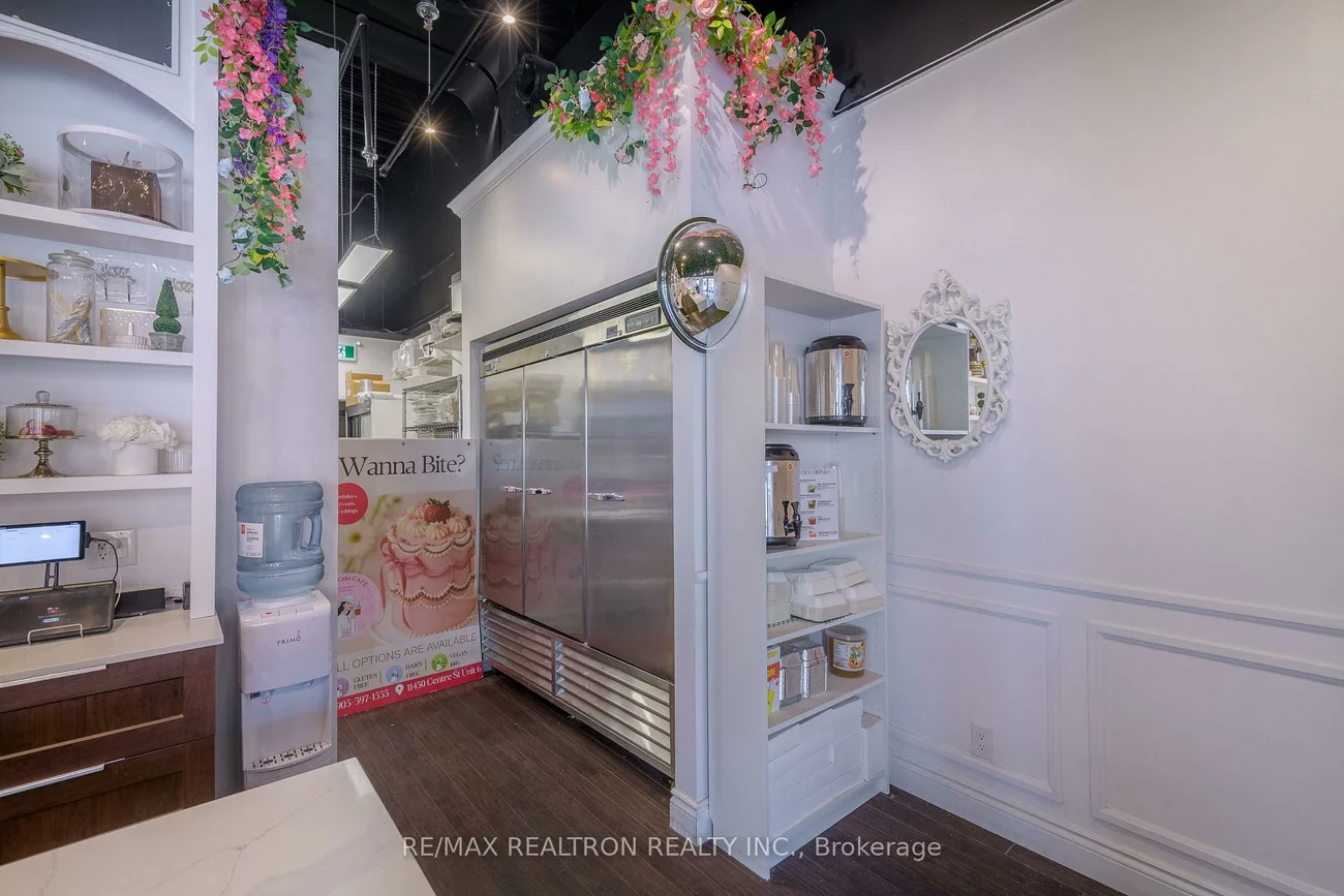 1450, Centre, Beverley Glen, Vaughan