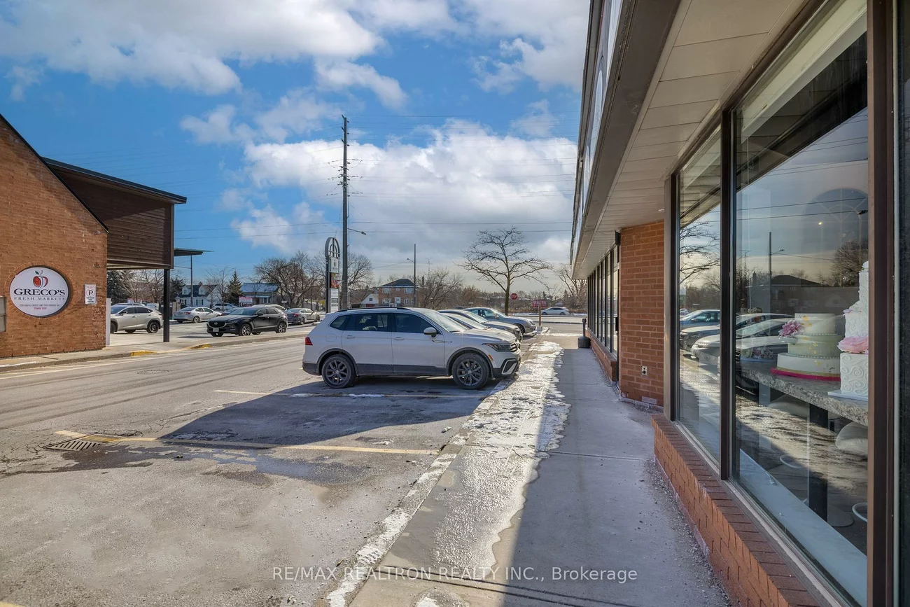 1450, Centre, Beverley Glen, Vaughan