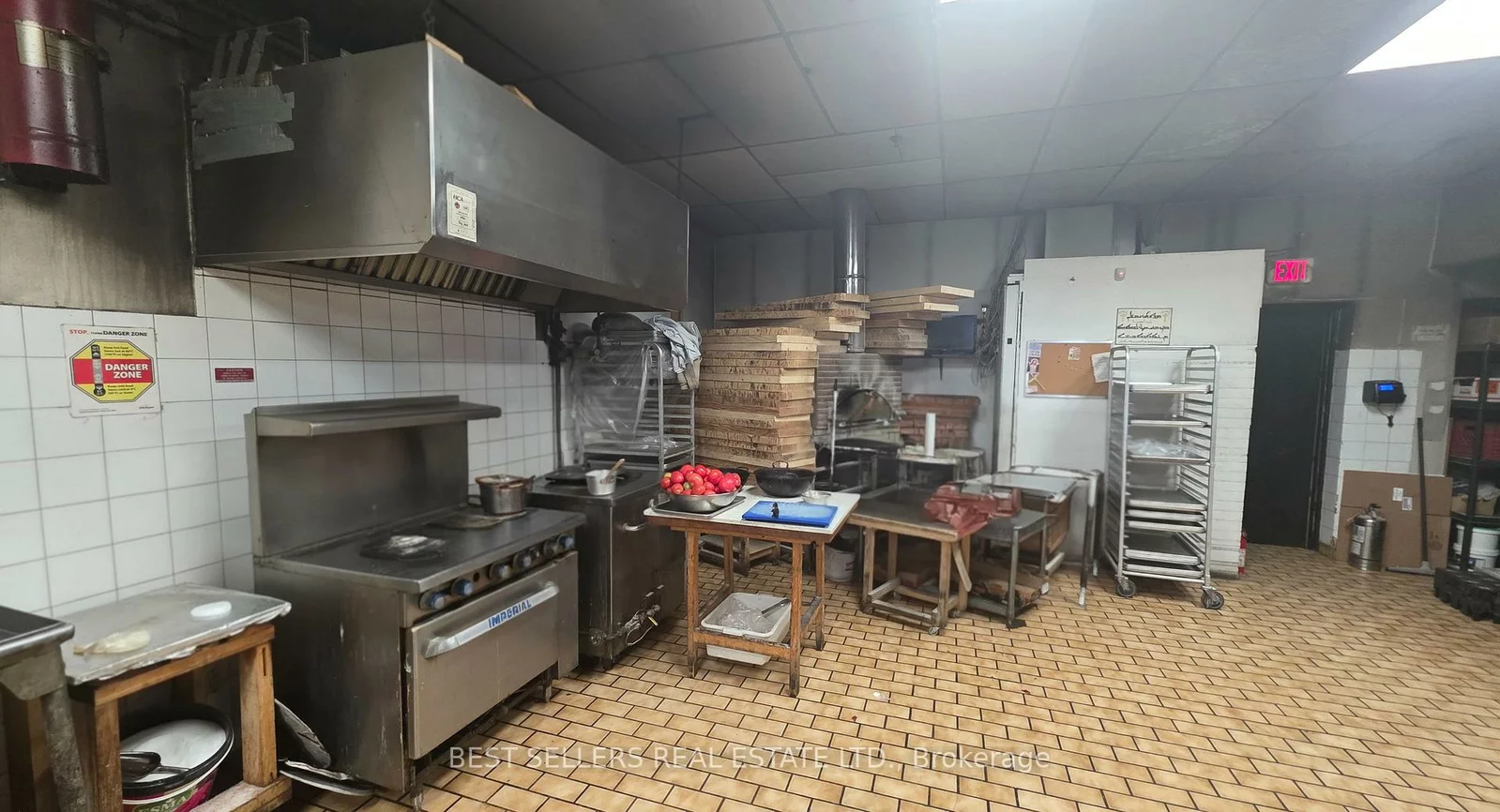 3200, Steeles, Concord, Vaughan