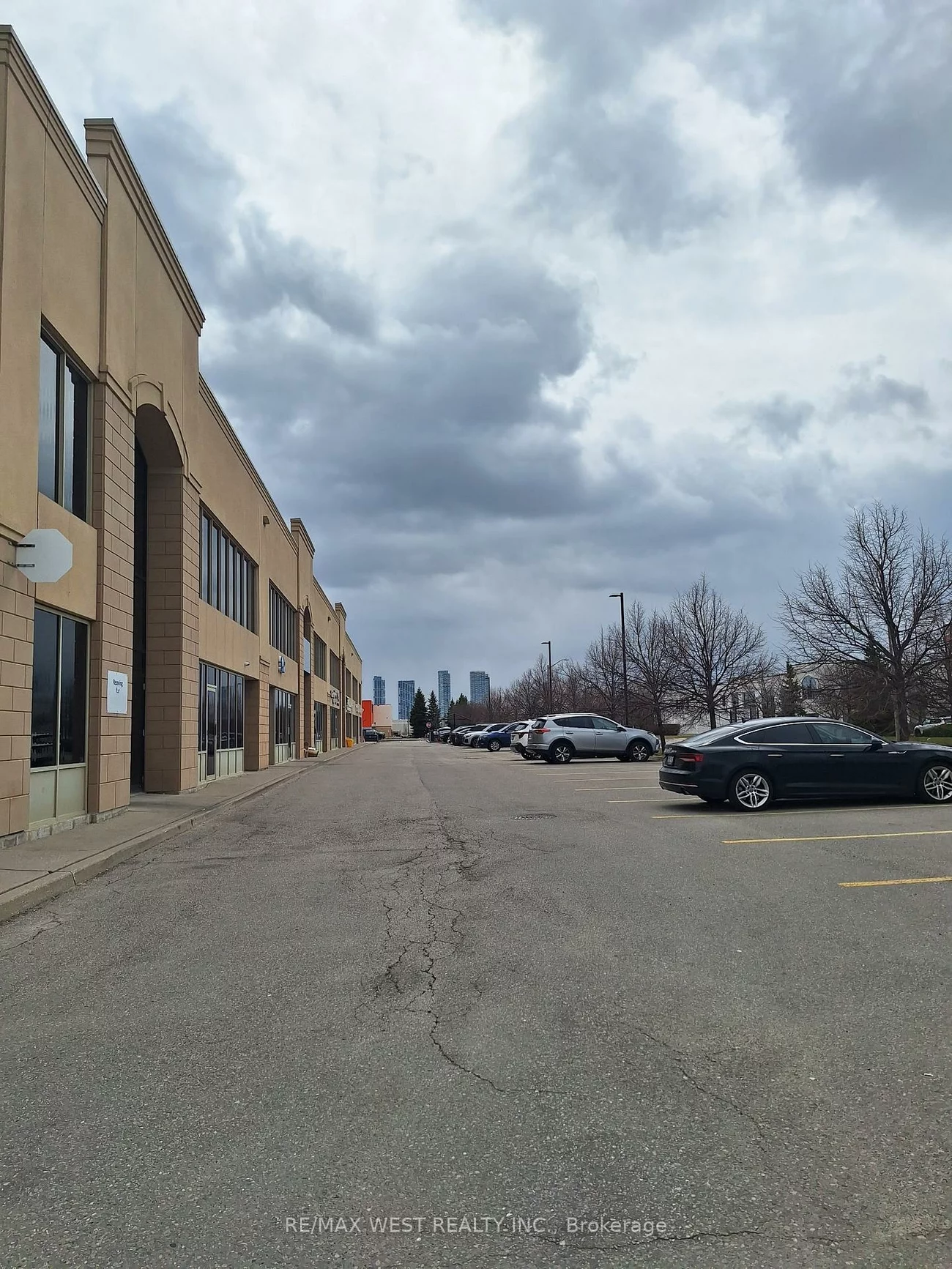 8750, Jane, Concord, Vaughan