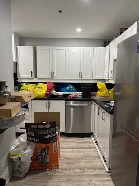 3000, Langstaff, Concord, Vaughan