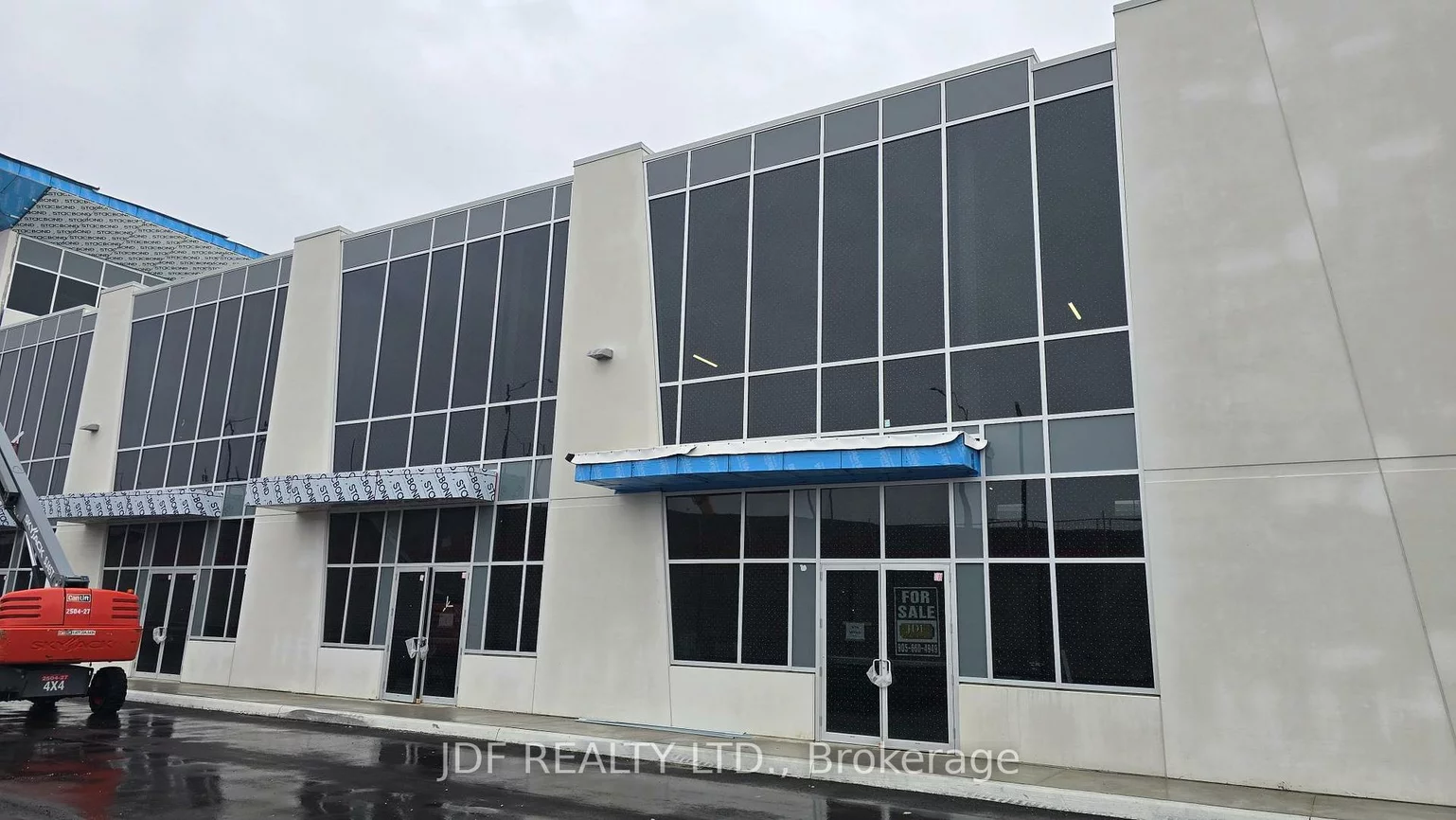 435, Cityview, Vellore Village, Vaughan