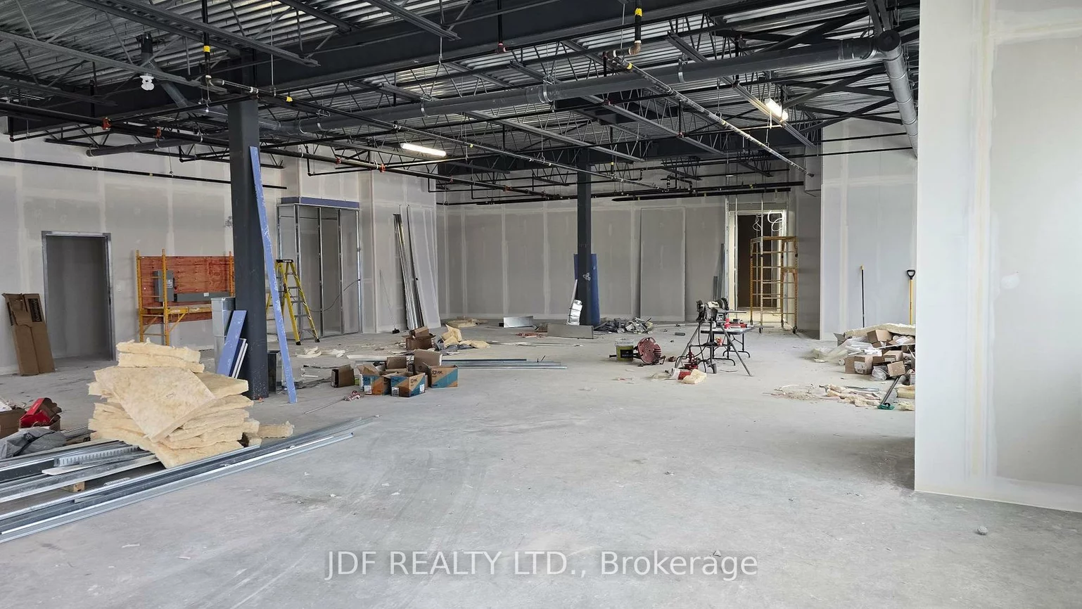 435, Cityview, Vellore Village, Vaughan