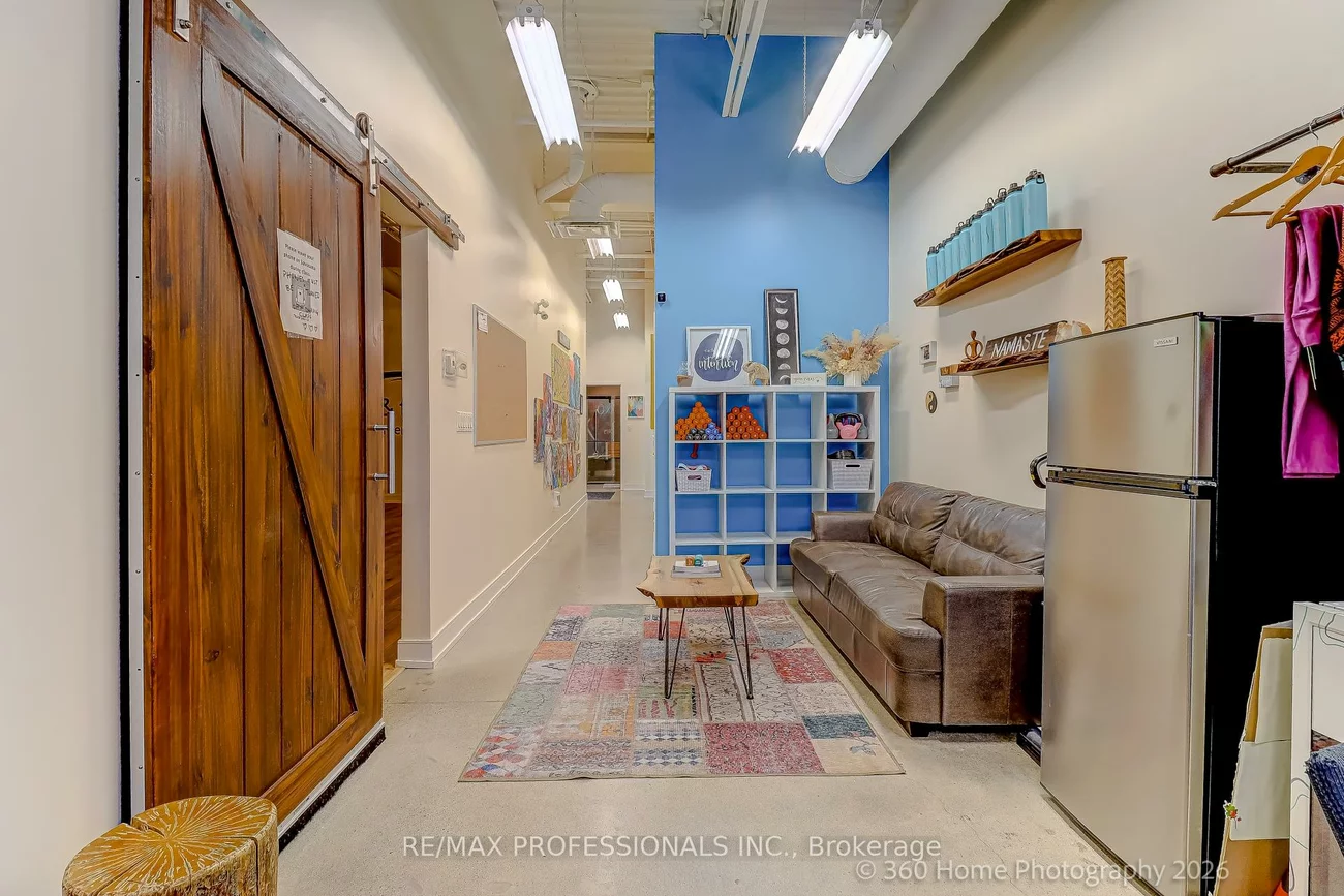 125, Hawkview, Vellore Village, Vaughan