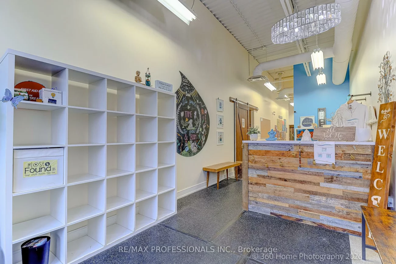 125, Hawkview, Vellore Village, Vaughan