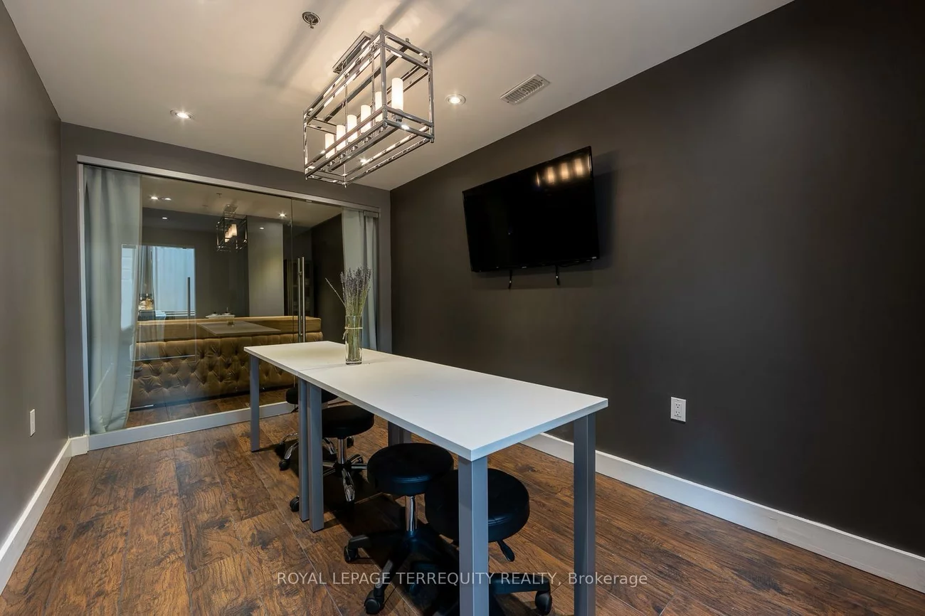 8750, Jane, Concord, Vaughan