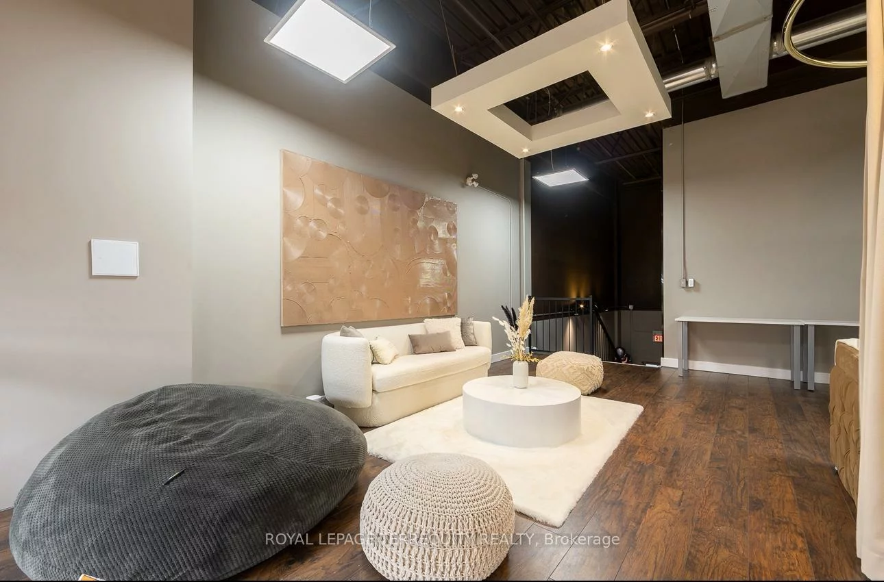 8750, Jane, Concord, Vaughan