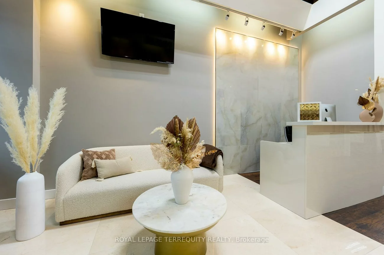 8750, Jane, Concord, Vaughan