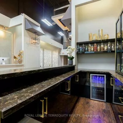 8750, Jane, Concord, Vaughan