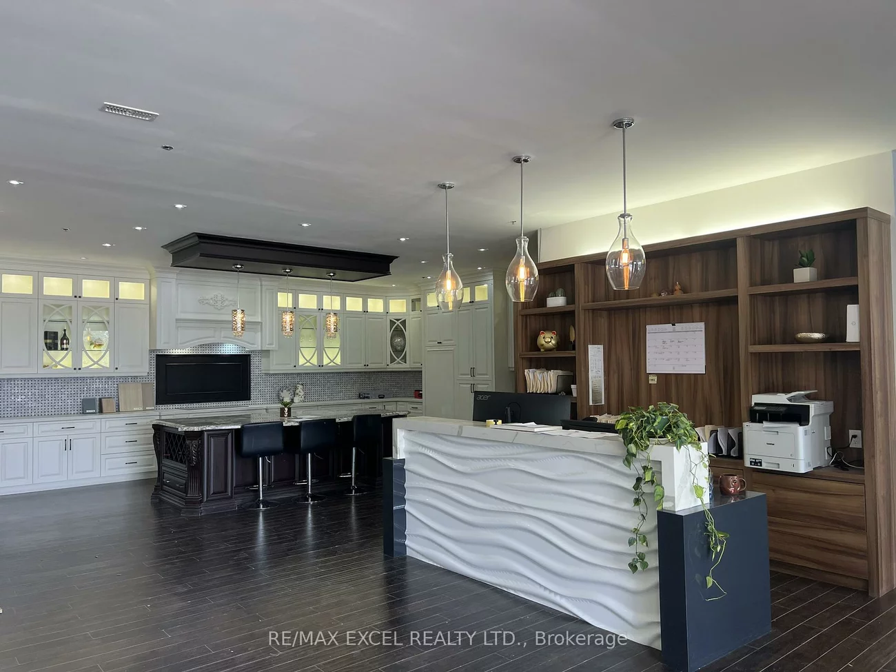 83, Whitmore, Pine Valley Business Park, Vaughan