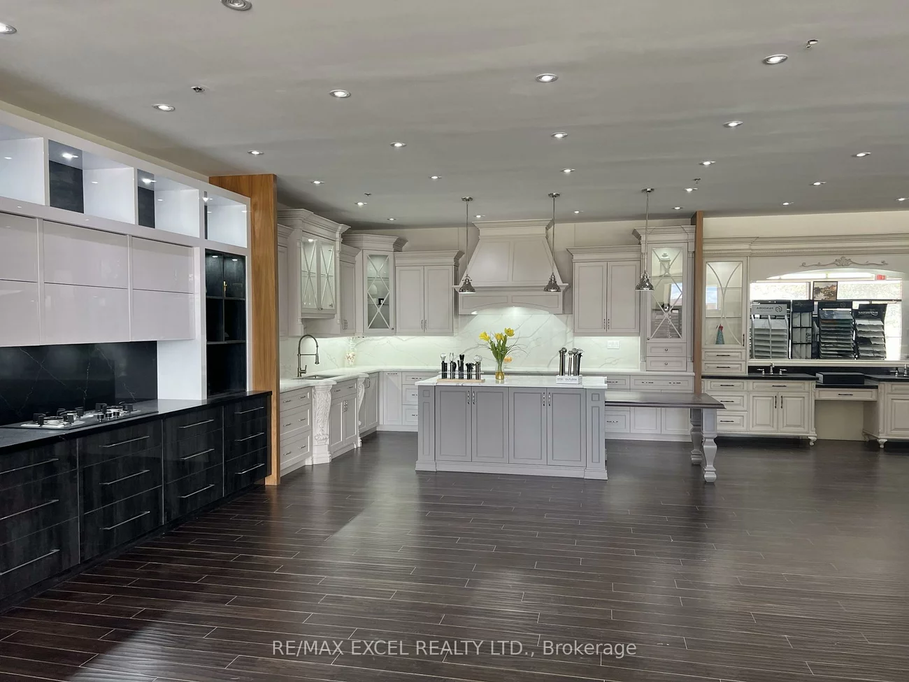 83, Whitmore, Pine Valley Business Park, Vaughan