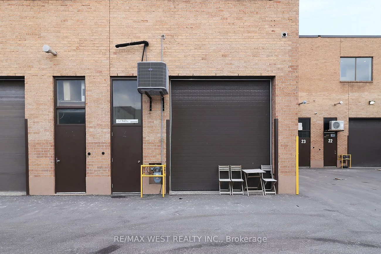 90, Winges, Pine Valley Business Park, Vaughan