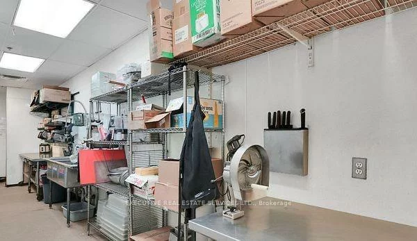 30, Famous, Pine Valley Business Park, Vaughan