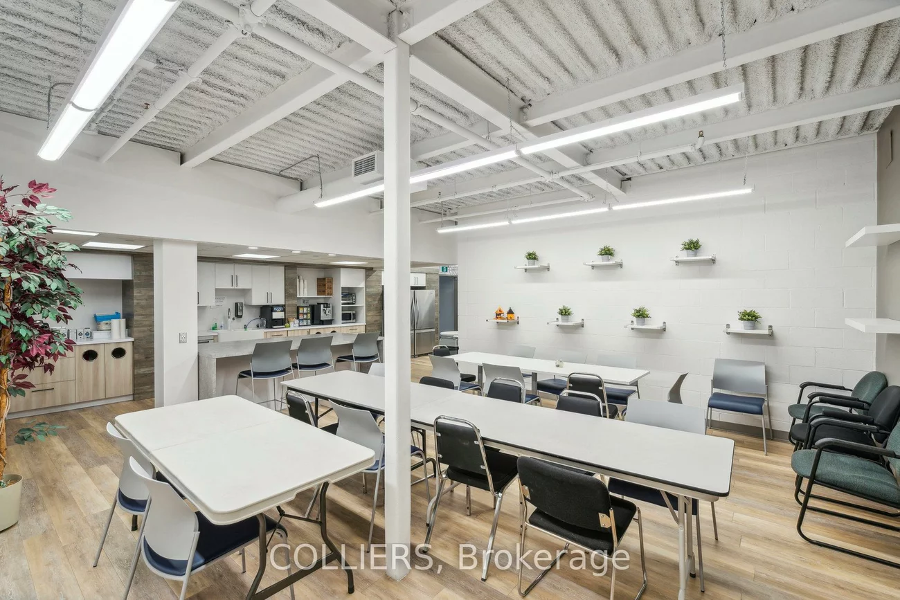 8111, Jane, Concord, Vaughan