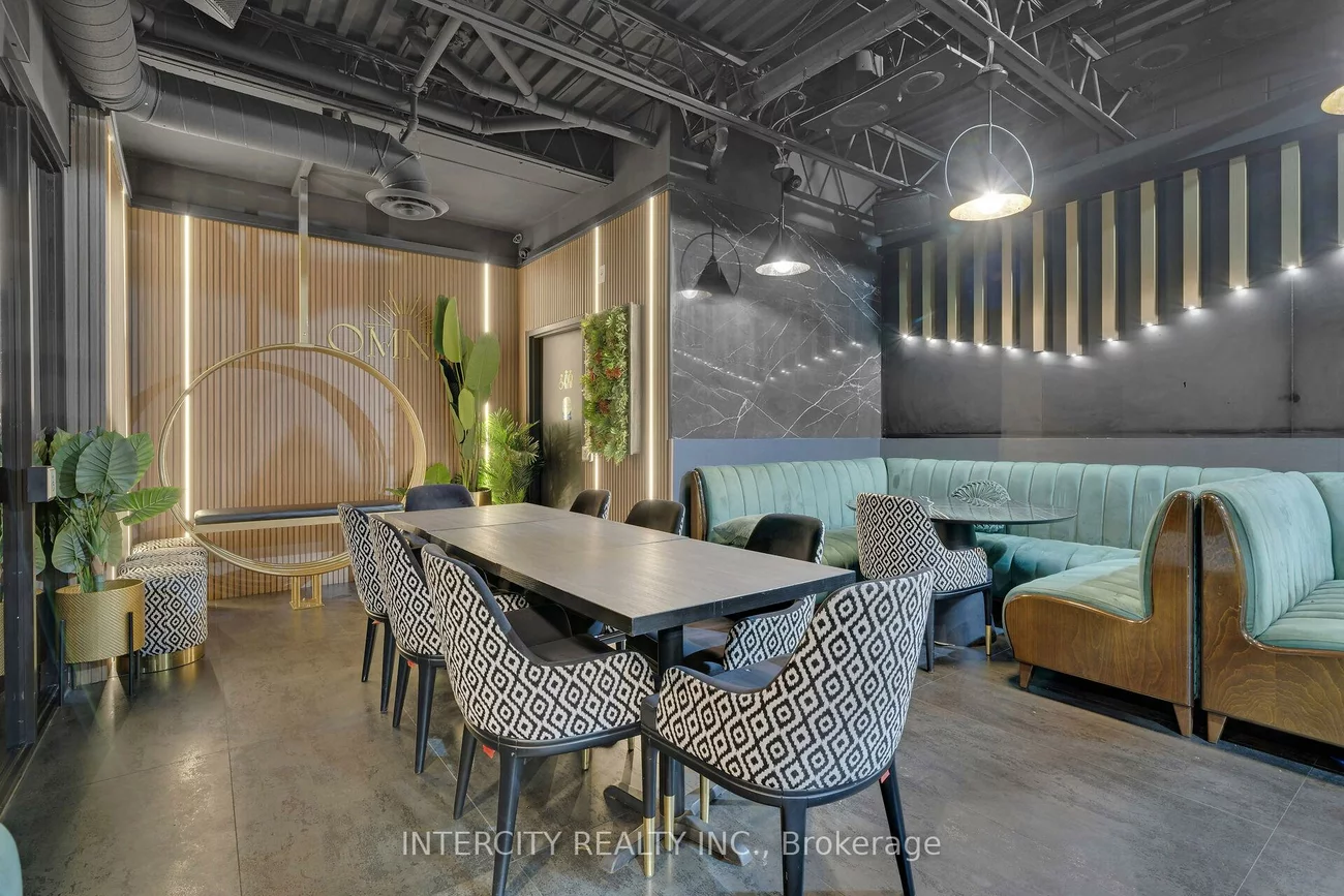 100, Regina, West Woodbridge Industrial Area, Vaughan