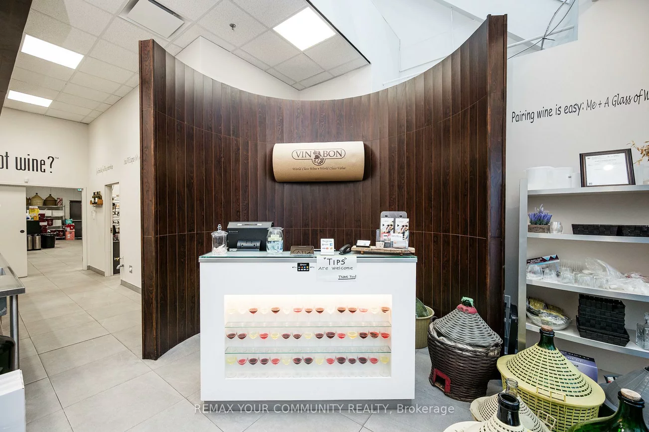 27, Roytec, East Woodbridge, Vaughan