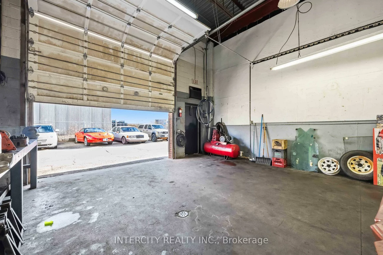 8540, Keele, Concord, Vaughan