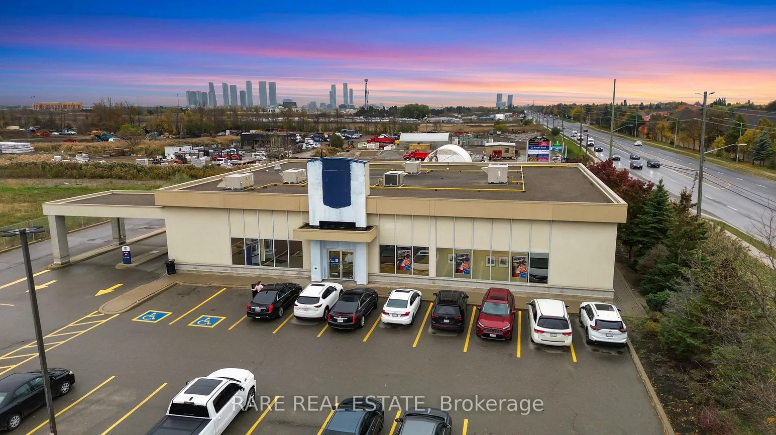 9121, Weston, East Woodbridge, Vaughan