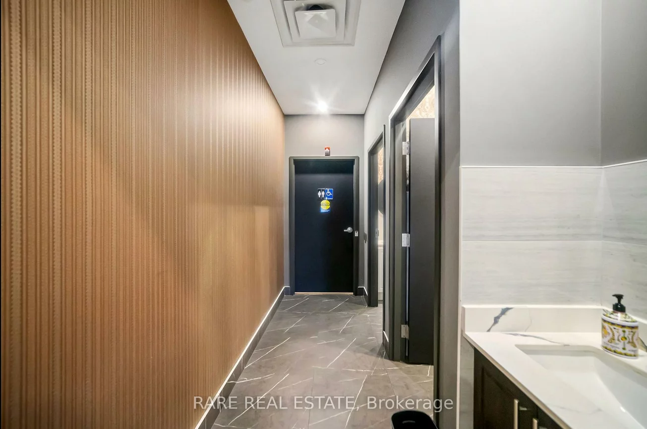 9121, Weston, East Woodbridge, Vaughan