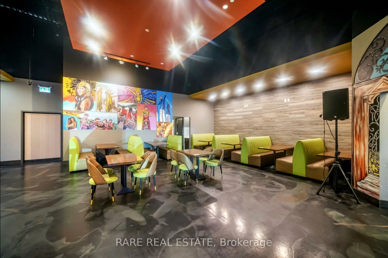 9121, Weston, East Woodbridge, Vaughan
