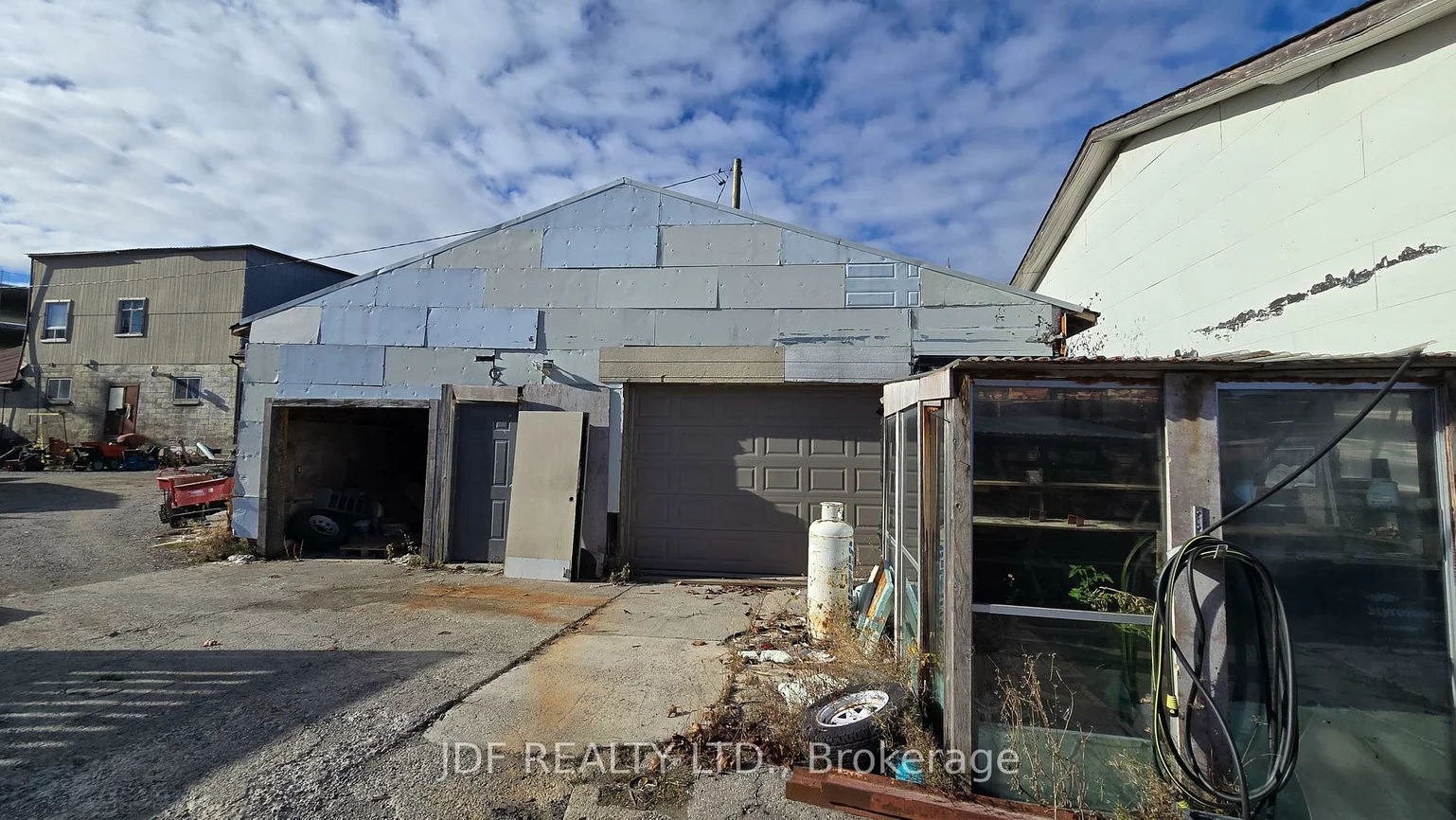 1*, Burtons, West Woodbridge, Vaughan