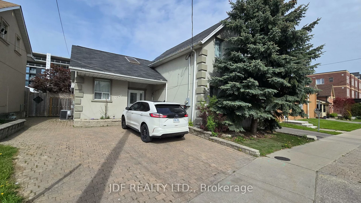 1*, Burtons, West Woodbridge, Vaughan